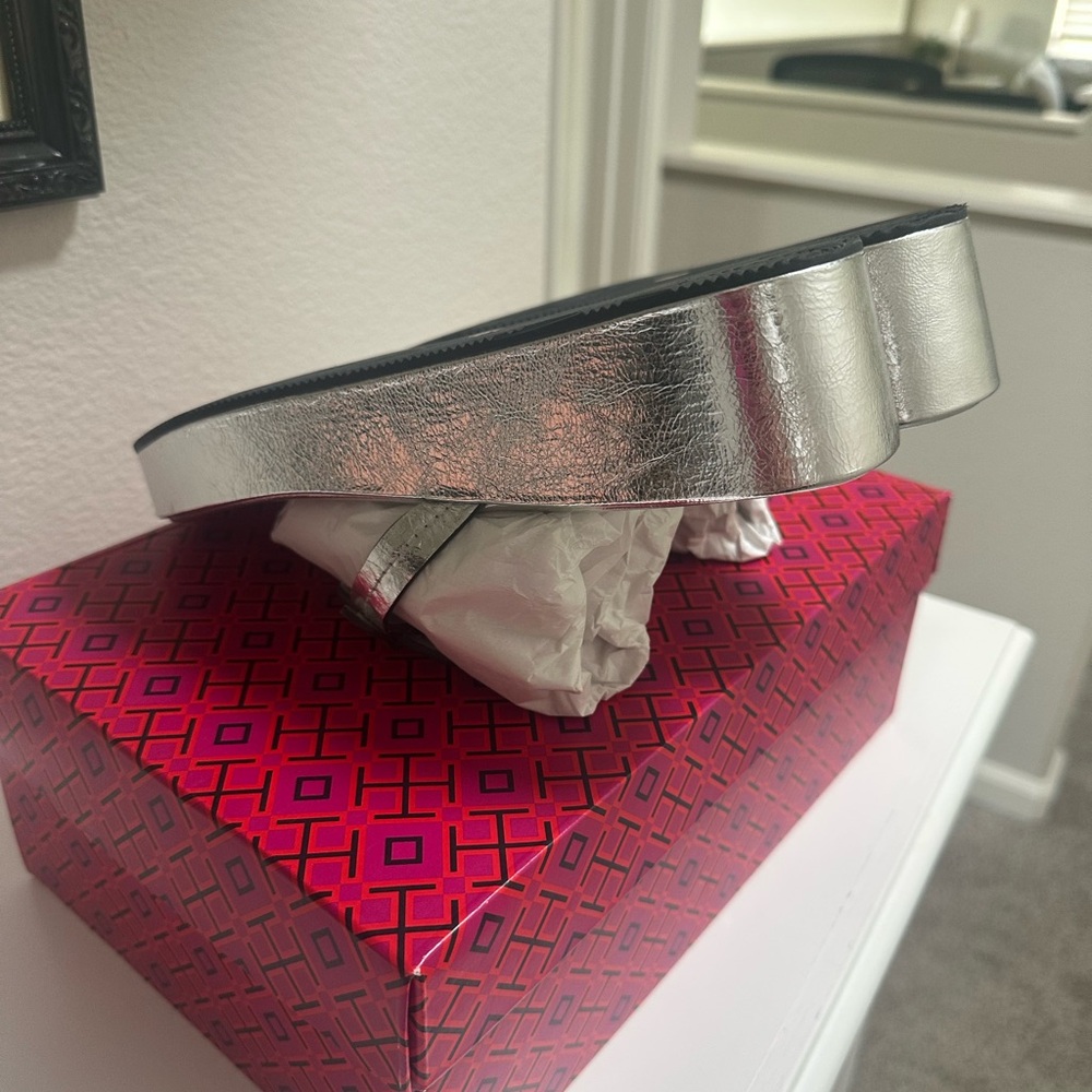 Wore 2hours! Like New/In box! Tory Burch metallic Silver Wedge sandals. - Picture 7 of 12